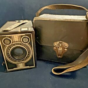 Antique Camera with Case & Leather Strap‎
